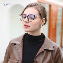 Carica l&#39;immagine nel visualizzatore di Gallery, LIONLK Comfortable Cat Eye Flat Lens Women&#39;s Anti-Blue Light Glasses  Frame TR90 Transparent Pink Oversized Computer