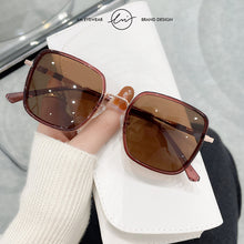Load image into Gallery viewer, LM Square Retro Women Sunglasses Polarized Fashionable Anti-glare Driving Shades 2023 Lady  Brand Designer UV400 Oculos