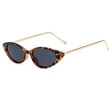 Carica l&#39;immagine nel visualizzatore di Gallery, Occhiali da sole Cat Eye da donna Occhiali da sole da donna di marca Designer Fashion Occhiali da sole con montatura piccola per tendenza femminile Glasees UV400 O5 