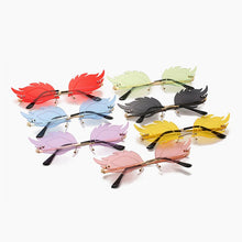 Carica l&#39;immagine nel visualizzatore di Gallery, Ladies Frameless Fish Sunglasses  Flame Feather Sun glasses  Retro Ladies Metal  Glasses UV400 Ocean Tablets