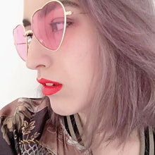 Load image into Gallery viewer, Ladies Heart Shaped Sunglasses metal Women Brand Designer Fashion Rimless LOVE Clear Ocean Lenses Sun Glasses Oculos UV400