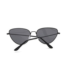 Carica l&#39;immagine nel visualizzatore di Gallery, Ladies Metal Cat Eye Sunglasses Trendy Personality Ocean Film Sunglasses Gafas De Sol Cat Eye Para Mujer