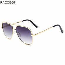 Carica l'immagine nel visualizzatore di Gallery, Occhiali da sole da donna alla moda classici in metallo per l'aviazione da guida in lega da donna UV400 occhiali da sole da uomo con lenti sfumate tonalità pilota 