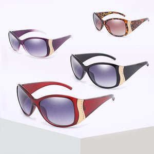 Ladies Wide-Edge Point Diamond Sunglasses Outdoor Leisure Vacation Sun-Shading Glasses Uv400 Oculos Sol Feminino