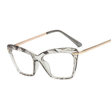 Carica l&#39;immagine nel visualizzatore di Gallery, Lady Cat Eye Glasses Frames for Women Sexy Oversized Metal Frame Brand Designer Optical EyeGlasses Transparent Eyewear