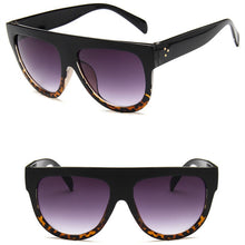 Carica l&#39;immagine nel visualizzatore di Gallery, Lady Flat top Oversized Sunglasses Women Retro Female Big Frames UV400 Cat Eye Sunglass Electroplated Rivet Sun Glasses Shades