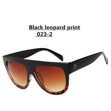 Carica l&#39;immagine nel visualizzatore di Gallery, Lady Flat top Oversized Sunglasses Women Retro Female Big Frames UV400 Cat Eye Sunglass Electroplated Rivet Sun Glasses Shades