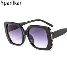 Load image into Gallery viewer, Large Frame Red and Green Color Men&#39;s and Women&#39;s Sunglasses Personality Versatile Trend Sunglasses