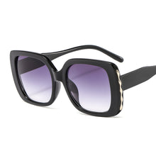 Load image into Gallery viewer, Large Frame Red and Green Color Men&#39;s and Women&#39;s Sunglasses Personality Versatile Trend Sunglasses