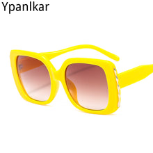 Load image into Gallery viewer, Large Frame Red and Green Color Men&#39;s and Women&#39;s Sunglasses Personality Versatile Trend Sunglasses