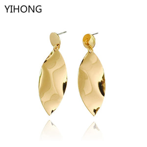 Leaf Pendant Earrings Charm Gold Color Smooth Iron Sheet Brincos for Fashion Women Girl Jewelry