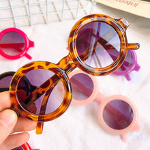Load image into Gallery viewer, LeonLion 2023 Korean Round Children&#39;s Sunglasses Small Oval Sun Glasses for Boys/Girls Cute Glasses Retro Gafas De Sol Mujer