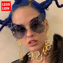 Load image into Gallery viewer, LeonLion 2023 Butterfly Retro Sunglasses Women Oversized Glasses Women Vintage Eyeglasses Women Rimless Oculos De Sol Feminino