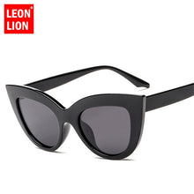 Carica l'immagine nel visualizzatore di Gallery, LeonLion 2023 Caramelle Cat Eye Occhiali da sole Donne Occhiali da sole in plastica Classic Vintage Outdoor Oculos De Sol Gafas UV400 