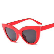 Carica l'immagine nel visualizzatore di Gallery, LeonLion 2023 Caramelle Cat Eye Occhiali da sole Donne Occhiali da sole in plastica Classic Vintage Outdoor Oculos De Sol Gafas UV400 