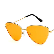 Load image into Gallery viewer, LeonLion 2023 Cateye Street Beat Sunglasses Women  Alloy Mirror Eyeglasses Vintage Outdoor Oculos De Sol Gafas UV400
