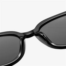Load image into Gallery viewer, LeonLion 2023 Cateye Sunglasses Women  Brand Glasses For Women/Men Retro Eyeglasses Women Round Oculos De Sol Feminino