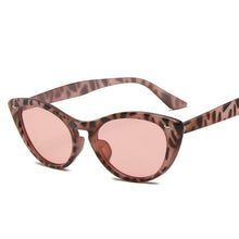 Load image into Gallery viewer, LeonLion 2023 Cateye Sunglasses Women  Retro Glasses Women Vintage Eyeglasses For Women Mirror Oculos De Sol Feminino