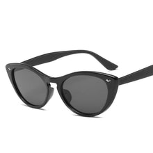 Load image into Gallery viewer, LeonLion 2023 Cateye Sunglasses Women  Retro Glasses Women Vintage Eyeglasses For Women Mirror Oculos De Sol Feminino