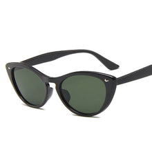 Load image into Gallery viewer, LeonLion 2023 Cateye Sunglasses Women  Retro Glasses Women Vintage Eyeglasses For Women Mirror Oculos De Sol Feminino