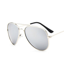 Carica l'immagine nel visualizzatore di Gallery, LeonLion 2023 Classic Sunglasses Girls/Boys Colorful Mirror Children Glasses Metal Frame Kids Outdoor Travel Eyeglasses