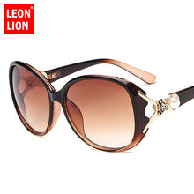 Load image into Gallery viewer, LeonLion 2023 Classic  Women Sunglasses Large Frame Lady Sun Glasses Vintage Plastic Shopping Oculos De Sol Feminino
