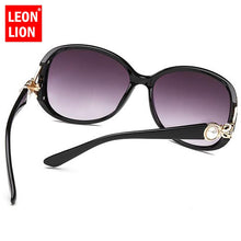 Load image into Gallery viewer, LeonLion 2023 Classic  Women Sunglasses Large Frame Lady Sun Glasses Vintage Plastic Shopping Oculos De Sol Feminino