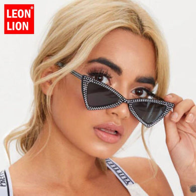 LeonLion 2023 Crystal Triangle Sunglasses Women Ocean Lens Classic Vintage Sun Glasses Outdoor UV400 Oculos De Sol Masculino