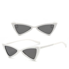 Load image into Gallery viewer, LeonLion 2023 Crystal Triangle Sunglasses Women Ocean Lens Classic Vintage Sun Glasses Outdoor UV400 Oculos De Sol Masculino
