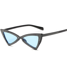 Load image into Gallery viewer, LeonLion 2023 Crystal Triangle Sunglasses Women Ocean Lens Classic Vintage Sun Glasses Outdoor UV400 Oculos De Sol Masculino