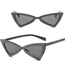 Load image into Gallery viewer, LeonLion 2023 Crystal Triangle Sunglasses Women Ocean Lens Classic Vintage Sun Glasses Outdoor UV400 Oculos De Sol Masculino