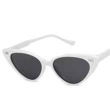Load image into Gallery viewer, LeonLion 2023 Cateye Women Sunglasses Lady  Vintage Sun Glasses Retro Mirror Oculos De Sol Feminino UV400