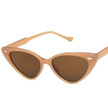 Load image into Gallery viewer, LeonLion 2023 Cateye Women Sunglasses Lady  Vintage Sun Glasses Retro Mirror Oculos De Sol Feminino UV400