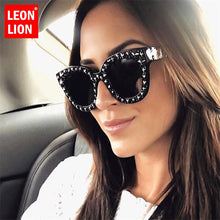 Load image into Gallery viewer, LeonLion 2023  Sunglasses Women Brand Designer Man/Women Sun Glasses Classic Vintage UV400 Driving Oculos De Sol