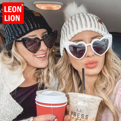 LeonLion 2023 Love Heart Sunglasses Women Vintage Eyeglasses Women/Men Metal Hinge Glasses Women Retro Eyewear Shades For Women