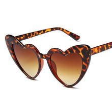 Load image into Gallery viewer, LeonLion 2023 Love Heart Sunglasses Women Vintage Eyeglasses Women/Men Metal Hinge Glasses Women Retro Eyewear Shades For Women
