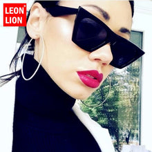 Load image into Gallery viewer, LeonLion 2023  Cateye Sunglasses Women Retro Glasses Women Brand Designer EyeWear For Women/Men Mirror Lentes De Sol Mujer