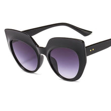 Load image into Gallery viewer, LeonLion 2023 Oversized Cat Eye Sunglasses Women Designer  Eyewear Women/Men Cateye Glasses Vintage Gradient Lens UV400