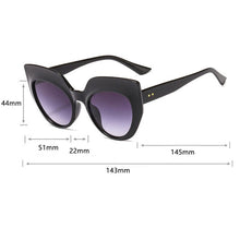 Load image into Gallery viewer, LeonLion 2023 Oversized Cat Eye Sunglasses Women Designer  Eyewear Women/Men Cateye Glasses Vintage Gradient Lens UV400