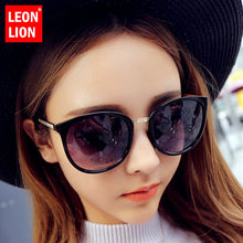 Load image into Gallery viewer, LeonLion 2023 Oversized Cateye Sunglasses Women Brand Designer  Eyeglasses Driving Sun Glasses Retro Gafas De Sol Mujer