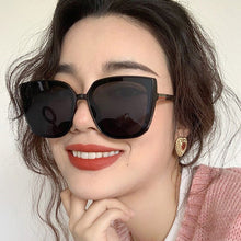 Load image into Gallery viewer, LeonLion 2023 Oversized Sunglasses Women Retro Cateye Eyeglasses Women  Brand Sun Glasses Women/Men Gafas De Sol Hombre