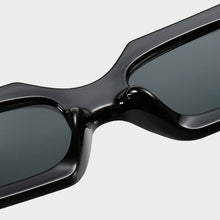 Carica l&#39;immagine nel visualizzatore di Gallery, LeonLion 2023 Polygonal Square Sunglasses Women Brand Designer Eyewear Women/Men Small Frame Glasses Men Lentes De Sol Mujer