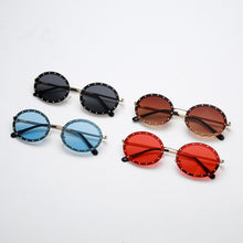 Load image into Gallery viewer, LeonLion 2023 Round Retro Sunglasses Women Diamond Glasses Women  Brand Eyeglasses Women Metal Gafas De Sol Para Hombre