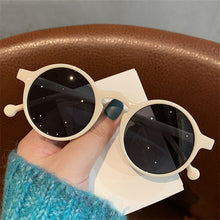 Carica l'immagine nel visualizzatore di Gallery, LeonLion 2023 Round Sunglasses Women  Eyeglasses for Women/Men Vintage Punk Glasses Women UV400 Lentes De Sol Mujer