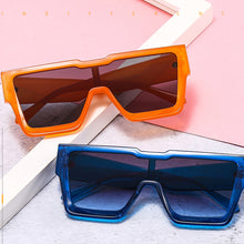 Load image into Gallery viewer, LeonLion 2023 Square Oversized Sunglasses Women Designer Retro Glasses for Women/Men  Eyewear Unisex Gafas De Sol Mujer