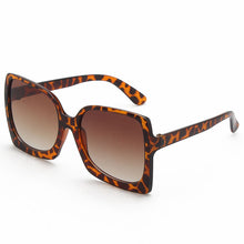 Load image into Gallery viewer, LeonLion 2023 Square Oversized Sunglasses Women Gradient Glasses Women/Men  Eyeglasses Women Retro Oculos De Sol UV400