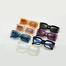 Load image into Gallery viewer, LeonLion 2023 Square Sunglasses Women Vintage Eyeglasses Women/Men Gradient Clear Lens Glasses Women Gafas Lentes De Sol Mujer