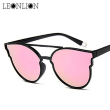 Carica l'immagine nel visualizzatore di Gallery, LeonLion 2023 Vintage Farfalla Occhiali Da Sole Donne di Plastica Oceano Lente Occhiali Da Sole Classic Retro Outdoor Oculos De Sol Gafas 