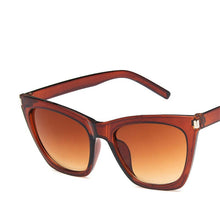 Load image into Gallery viewer, LeonLion 2023 Vintage Cateye Sunglasses Women  Brand Glasses Men Retro Classic Metal Street Beat Gafas De Sol Mujer UV400
