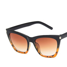 Load image into Gallery viewer, LeonLion 2023 Vintage Cateye Sunglasses Women  Brand Glasses Men Retro Classic Metal Street Beat Gafas De Sol Mujer UV400